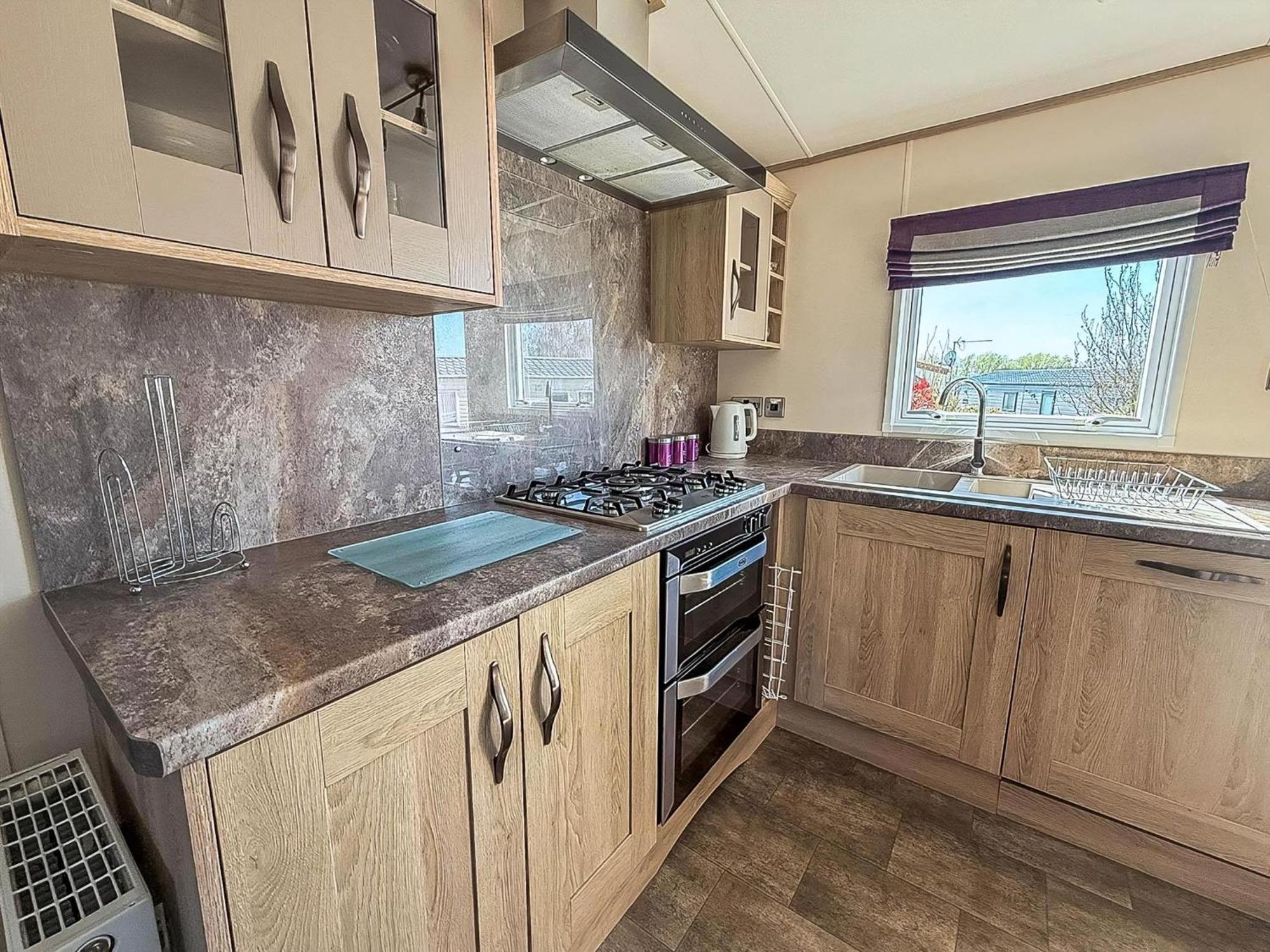 Beautiful Lodge At Manor Park In Hunstanton Ref 23018K Kültér fotó